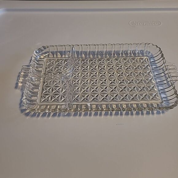 Anchor Hocking Snack Tray and Cup #3 - Picture 5 of 9